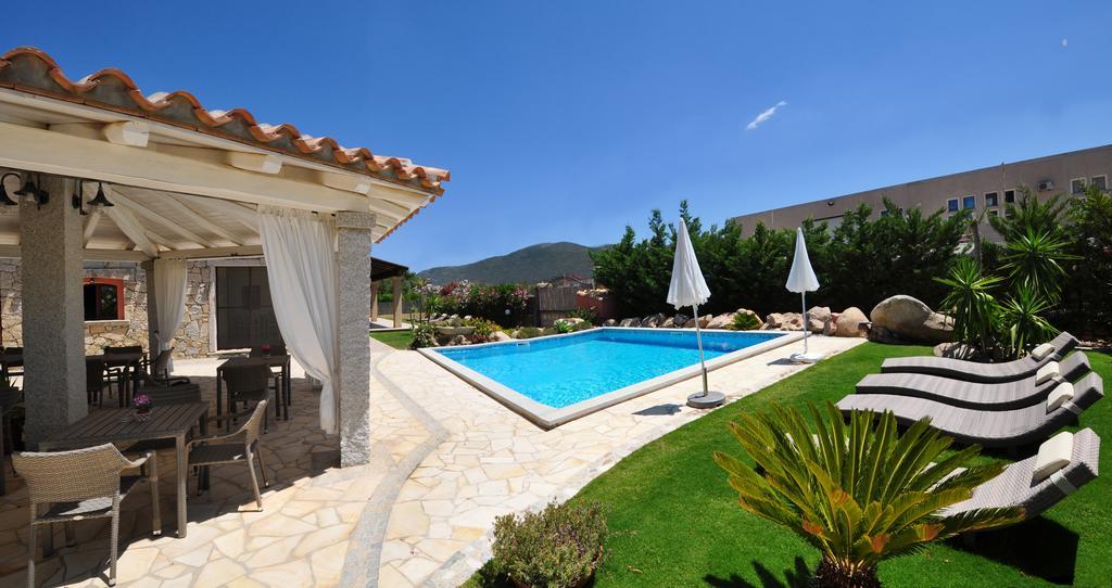 B&B I Graniti Sardi Villasimius Exterior foto