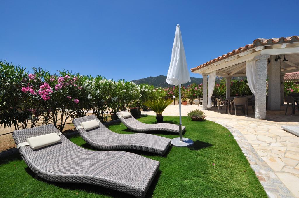 B&B I Graniti Sardi Villasimius Exterior foto
